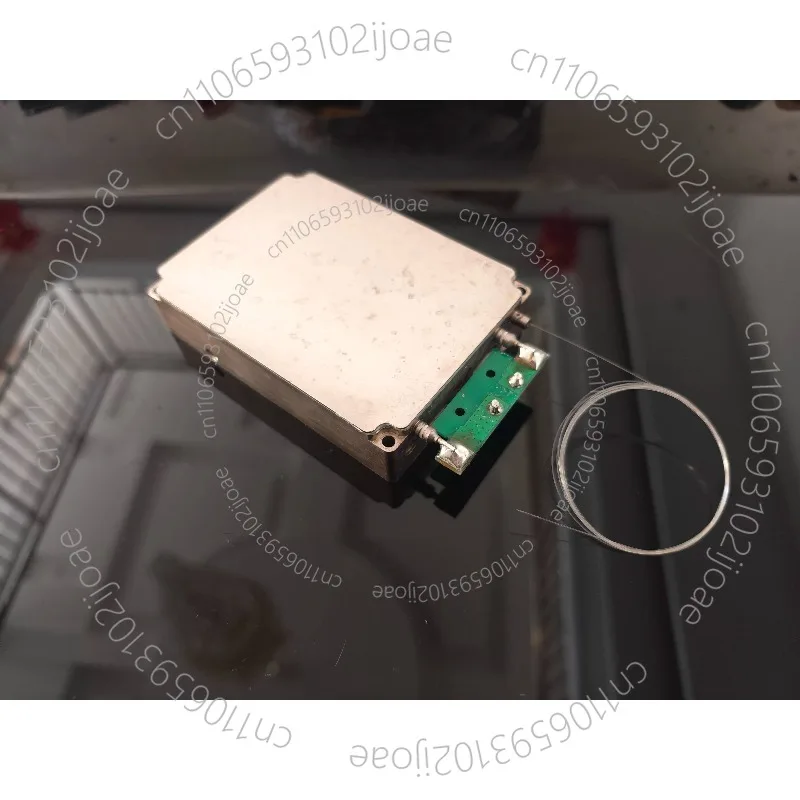 680W infrared laser pump large volume, high power and cost-effective disassembly machine
680W infrared laser pump large volume, high power and cost-effective disassembly machine
