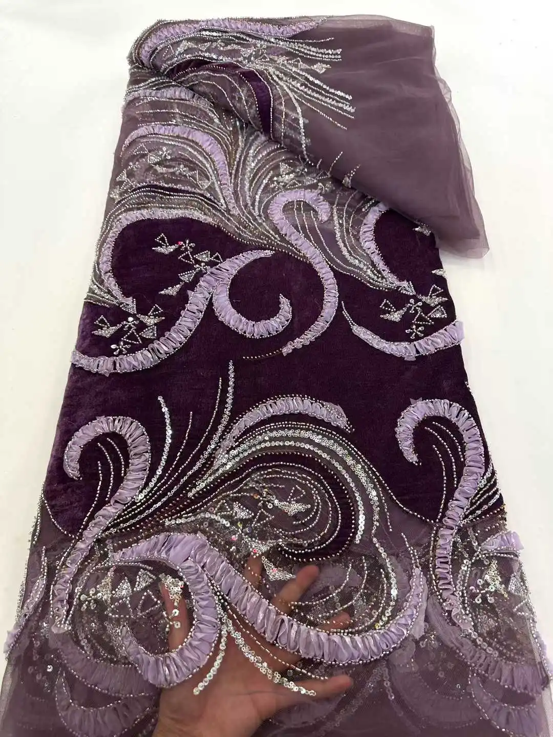 High Quality African Nigerian Lace FabricFor Sewing Velvet Sequins Embroidered Cord Guipure Wedding Party Dress 5Yards
High Quality African Nigerian Lace FabricFor Sewing Velvet Sequins Embroidered Cord Guipure Wedding Party Dress 5Yards