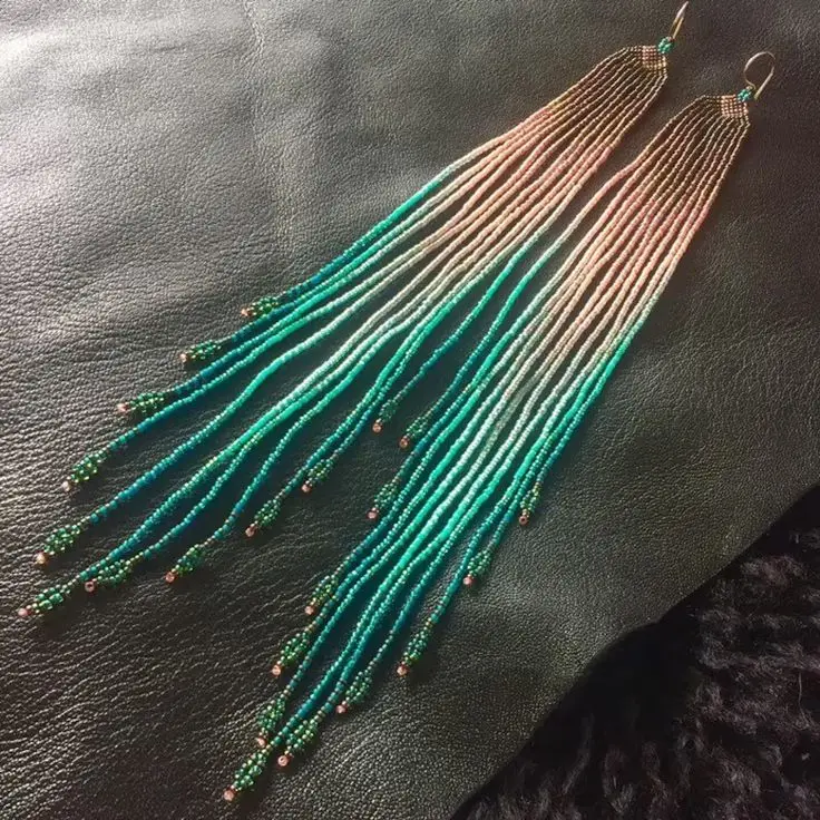 Серьги из рисовых бусин, градиентный цвет, кисточки, богемный сплав, женский креатив, ручное плетение, модные простые серьги из бисера
Серьги из рисовых бусин, градиентный цвет, кисточки, богемный сплав, женский креатив, ручное плетение, модные простые серьги из бисера