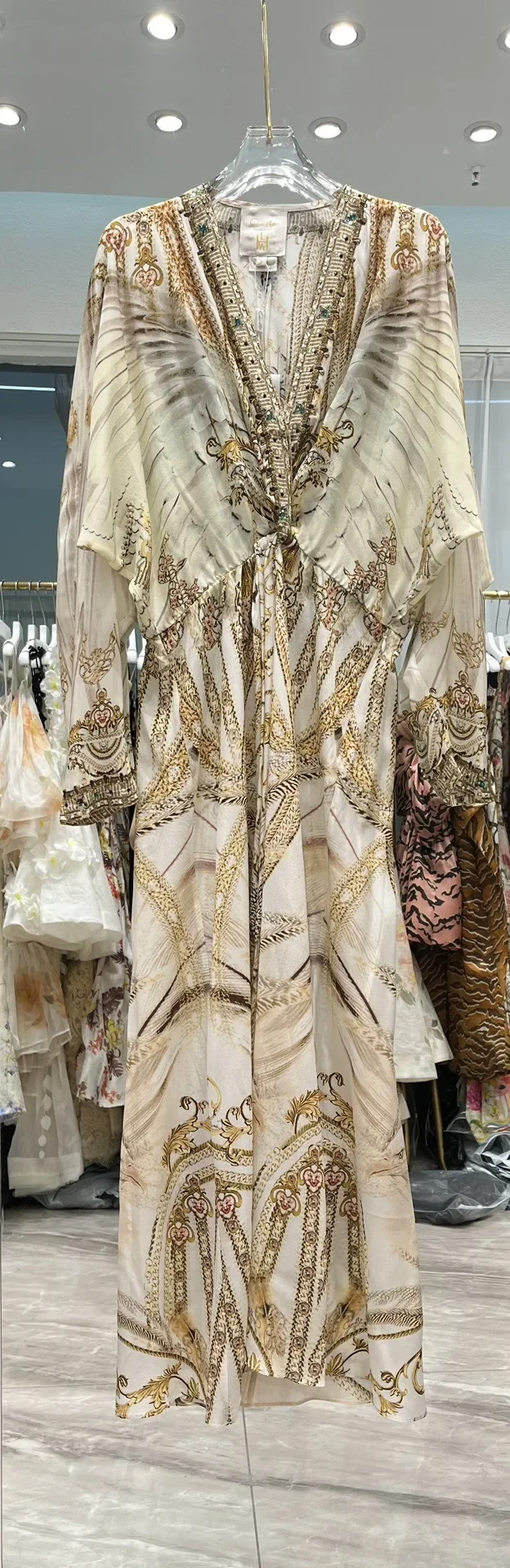Women Retro Printed Robe 100% Silk V-Neck Long Sleeve Elegant Maxi Dress
Women Retro Printed Robe 100% Silk V-Neck Long Sleeve Elegant Maxi Dress