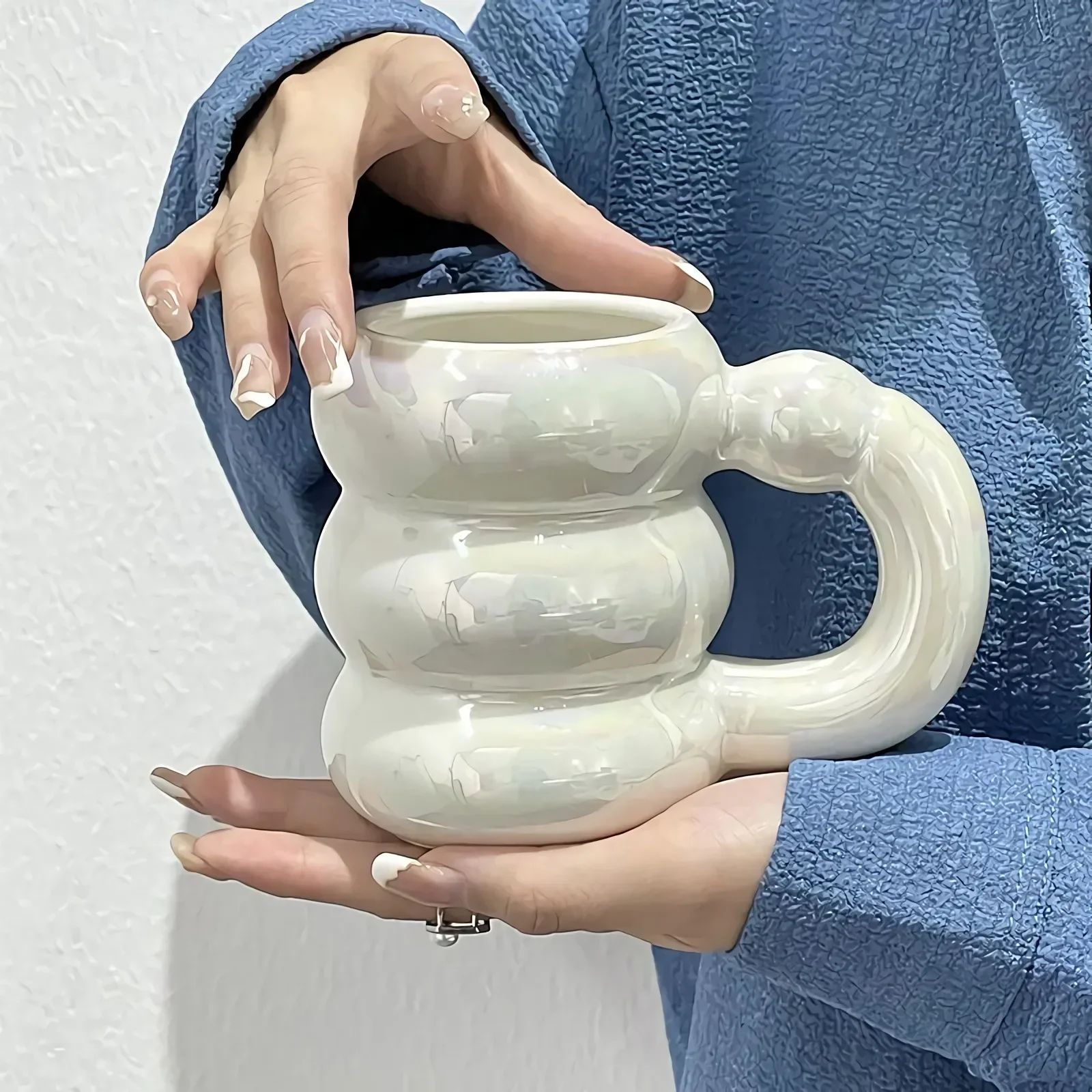 Cute Ceramic Mugs Coffee Cups Korea Kawaii Designer Circle Bubble Coffee Cups Breakfast Milk Juice Tea Handle Cup Microwave Safe
Cute Ceramic Mugs Coffee Cups Korea Kawaii Designer Circle Bubble Coffee Cups Breakfast Milk Juice Tea Handle Cup Microwave Safe