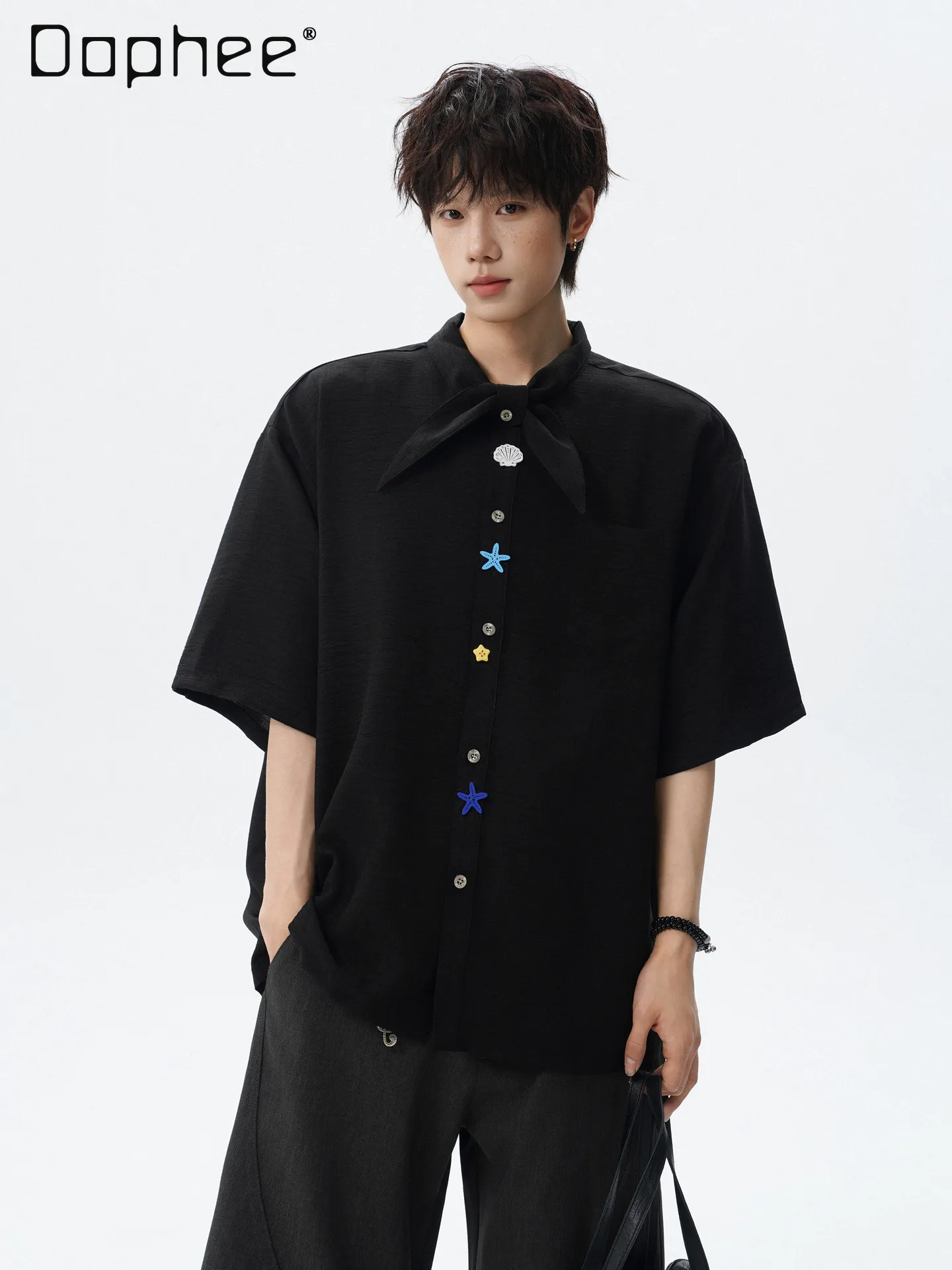 Summer Unique Neck Bow Shirt Men Multicolor Star Ornament Buttons Loose Fit Pocket Casual Streetwear Short Sleeve Top
Summer Unique Neck Bow Shirt Men Multicolor Star Ornament Buttons Loose Fit Pocket Casual Streetwear Short Sleeve Top