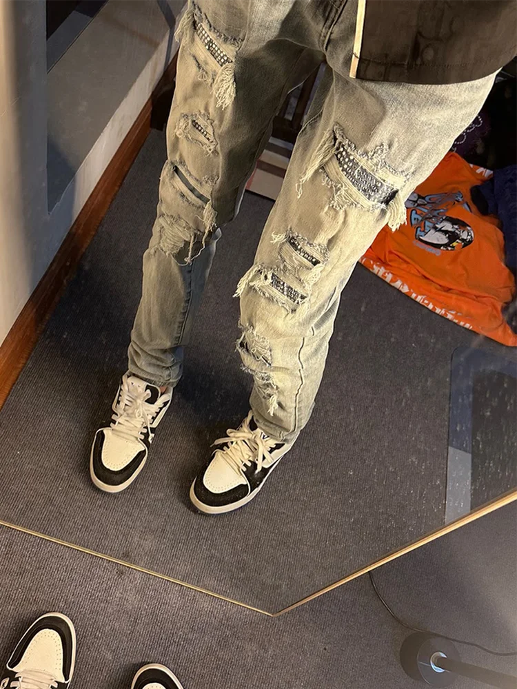 Trendy Men's Straight Leg Jeans Tear Diamond Patched Slim Fit Casual Wear All Season Lightweight Blue Denim Jeans
Trendy Men's Straight Leg Jeans Tear Diamond Patched Slim Fit Casual Wear All Season Lightweight Blue Denim Jeans