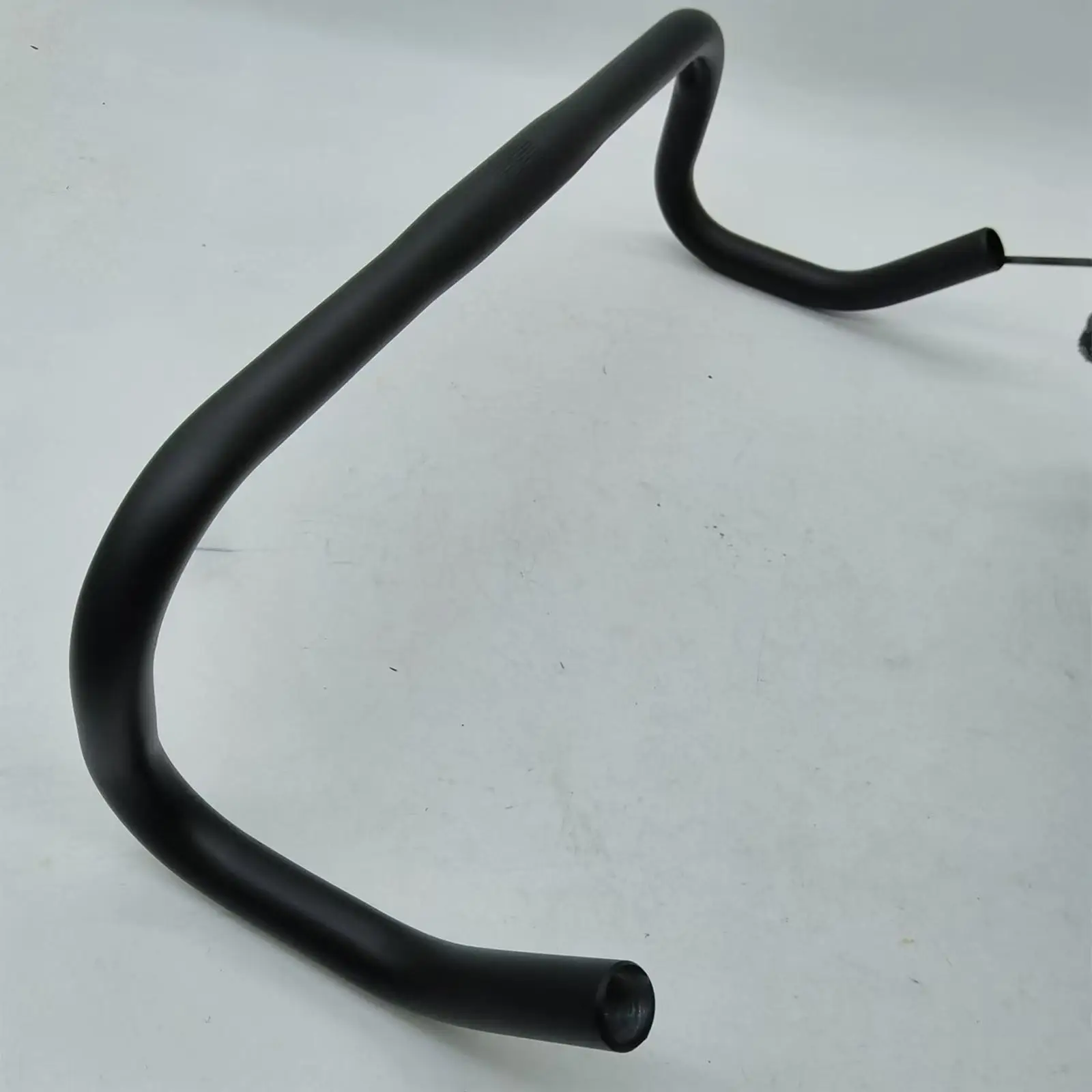 Curved Aluminum Road Bike Bar Ergonomic Drop Handlebar Replacement for Road Bicycle Racing and Fixed Gear
Curved Aluminum Road Bike Bar Ergonomic Drop Handlebar Replacement for Road Bicycle Racing and Fixed Gear