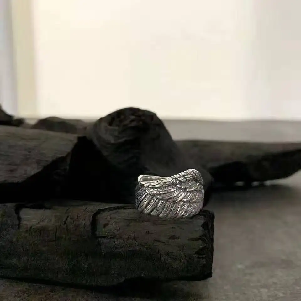 Cool and handsome jewelry, pure silver ring, index finger, male and female temperament, personalized retro feather ring
Cool and handsome jewelry, pure silver ring, index finger, male and female temperament, personalized retro feather ring