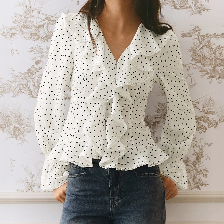 Linad Vintage Chiffon Polka Dot Woman Blouse Street Chic Ruffles Flare Sleeve Shirts Female Summer Casual V Neck Ladies Top 2026
Linad Vintage Chiffon Polka Dot Woman Blouse Street Chic Ruffles Flare Sleeve Shirts Female Summer Casual V Neck Ladies Top 2026