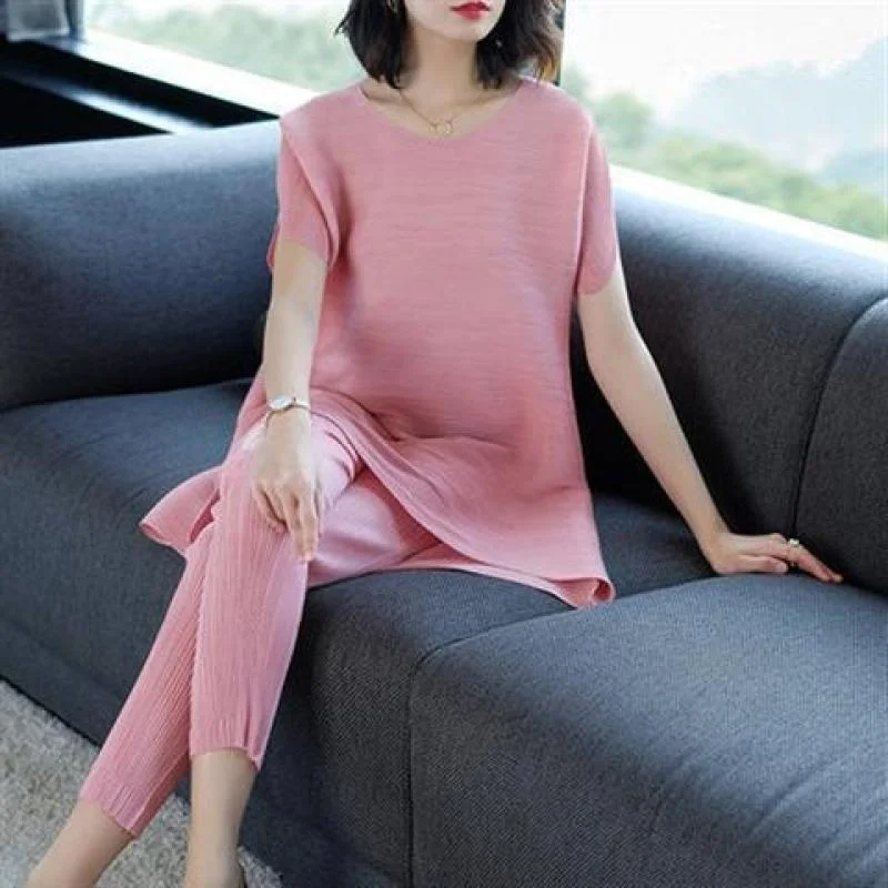 Fashionable Loose plus Size Commute Casual Outfit Two Piece Set Spring Summer 2025 Women's Knitted Sweater Polyester Fiber
Fashionable Loose plus Size Commute Casual Outfit Two Piece Set Spring Summer 2025 Women's Knitted Sweater Polyester Fiber