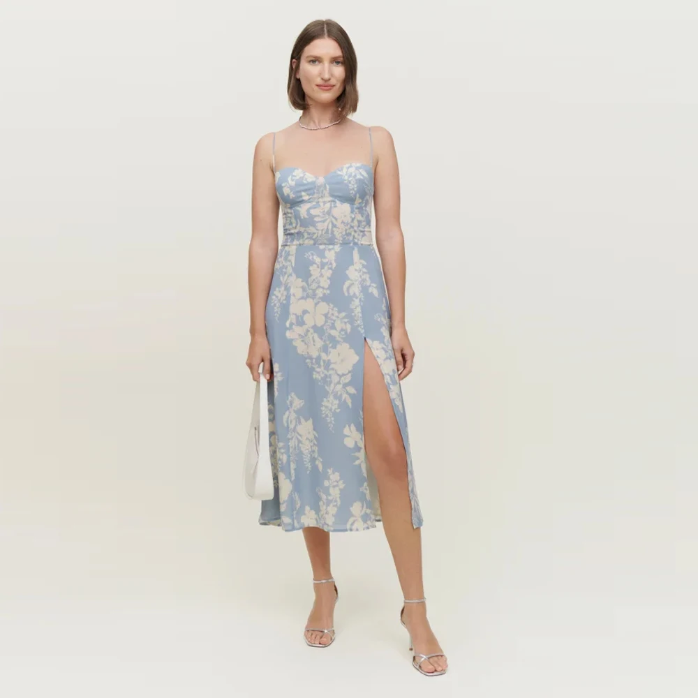 Summer Dresses For Women 2023 Elegant Vintage Floral Print Dress V- Neck Spaghetti Strap Midi Dress With Slit Sundress
Summer Dresses For Women 2023 Elegant Vintage Floral Print Dress V- Neck Spaghetti Strap Midi Dress With Slit Sundress