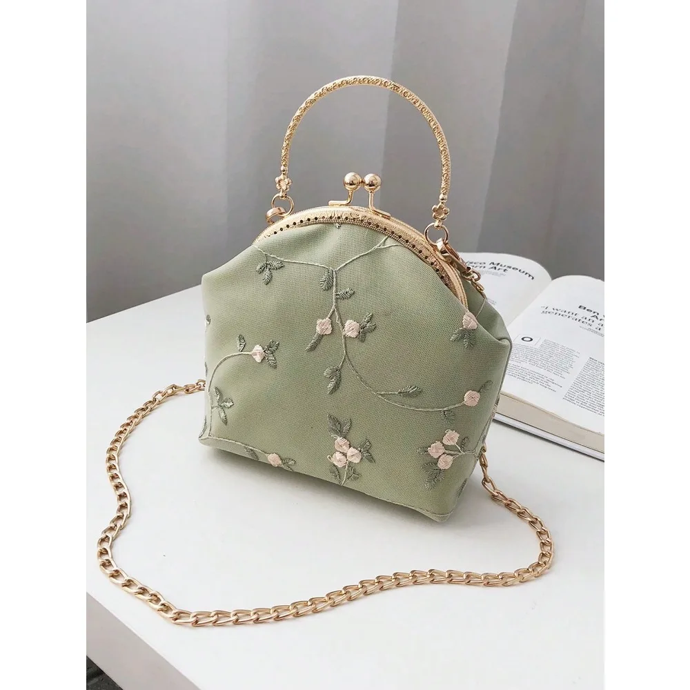 Fashion Chain Handbag Floral Shell Crossbody Bag Women Shoulder Bag , Green
Fashion Chain Handbag Floral Shell Crossbody Bag Women Shoulder Bag , Green