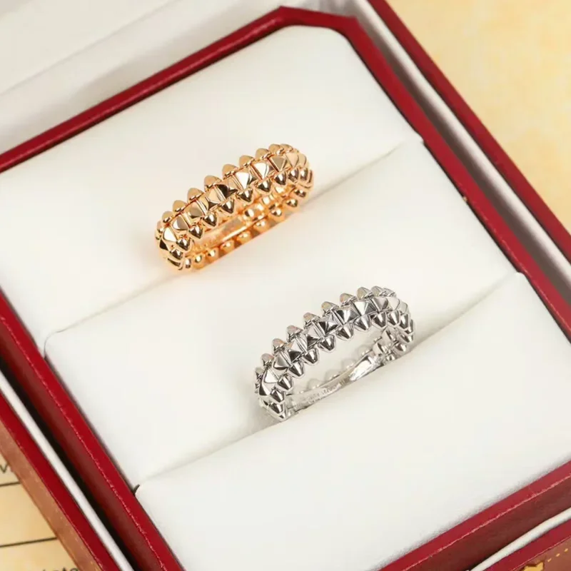 Electroplated K Gold Titanium Steel Rivet Bullet Rotating Men's Ring Women's Punk Party Gift Luxury No Fading Jewelry
Electroplated K Gold Titanium Steel Rivet Bullet Rotating Men's Ring Women's Punk Party Gift Luxury No Fading Jewelry