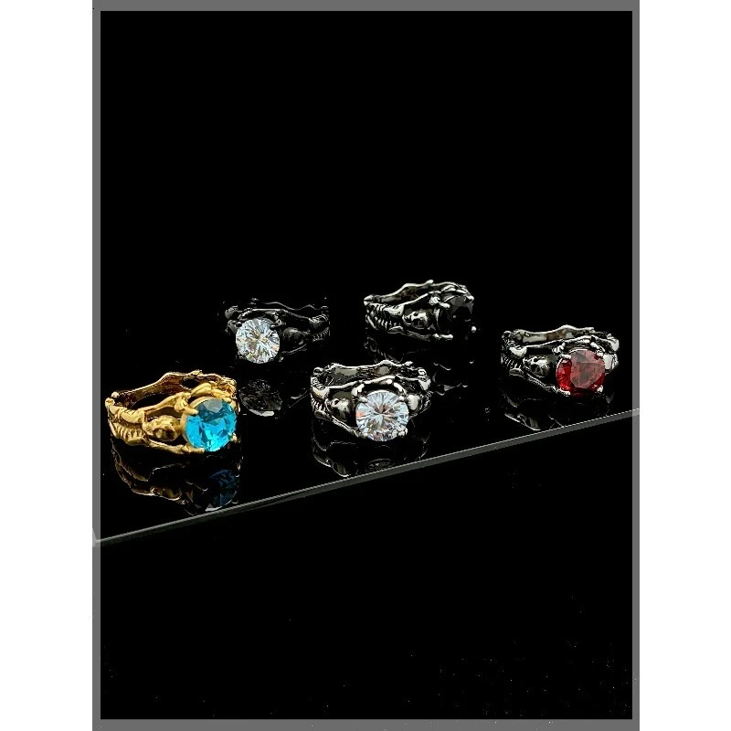 Skull Zircon Titanium Steel Ring Niche Design Punk Couple Goth Retro Ring Men and Women American Tail Ring
Skull Zircon Titanium Steel Ring Niche Design Punk Couple Goth Retro Ring Men and Women American Tail Ring