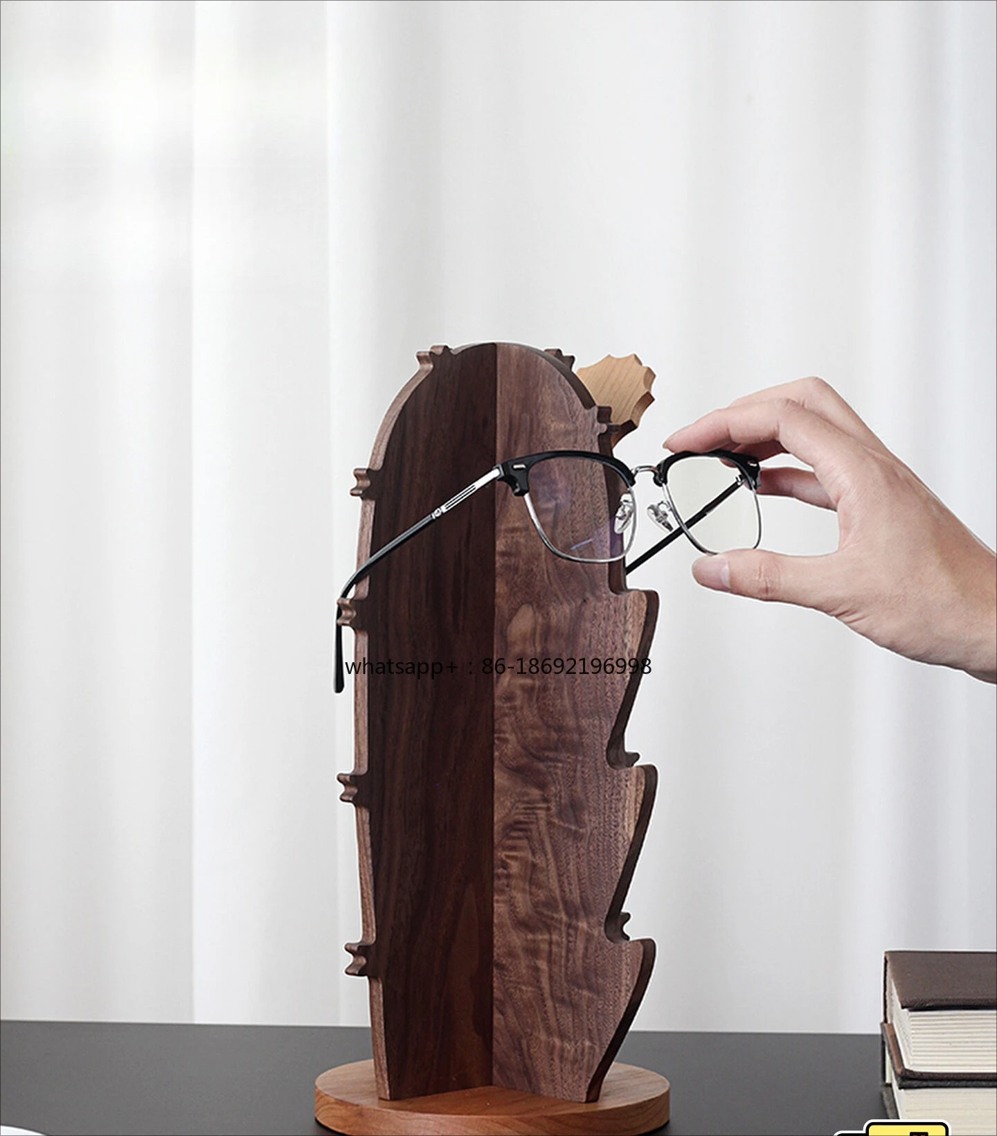 Black Walnut Solid Wood Glasses Storage Rack, Sunglasses Sunglasses Display Rack
Black Walnut Solid Wood Glasses Storage Rack, Sunglasses Sunglasses Display Rack