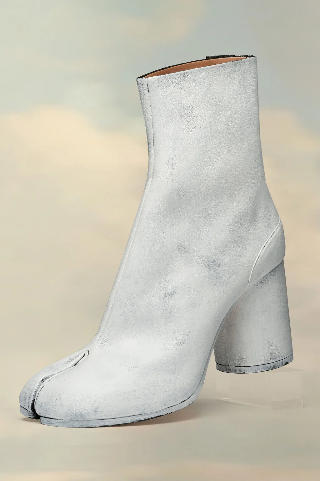 Unisex Men Women Tabi Ankle Boots Round High Heels Split Toe Luxury Brand Design Leather Shoes Neutral Couple Causal Shoes
Unisex Men Women Tabi Ankle Boots Round High Heels Split Toe Luxury Brand Design Leather Shoes Neutral Couple Causal Shoes