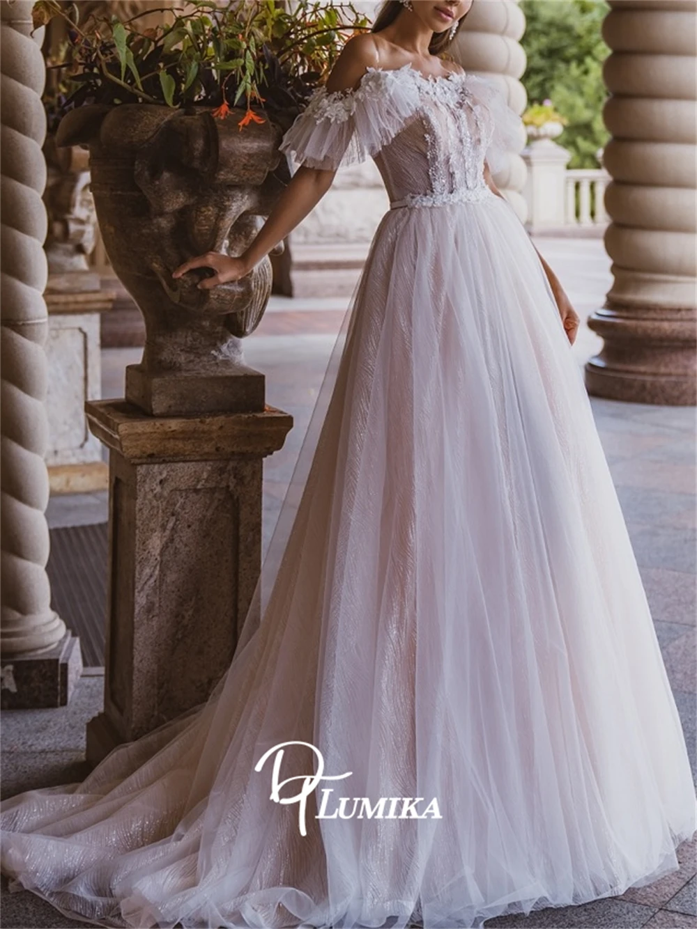 DTLumika Princess Flare Sleeves Bride Dress with Spaghetti Straps A Line Long Women's Wedding Dress Customized Lace Bridal Gown
DTLumika Princess Flare Sleeves Bride Dress with Spaghetti Straps A Line Long Women's Wedding Dress Customized Lace Bridal Gown