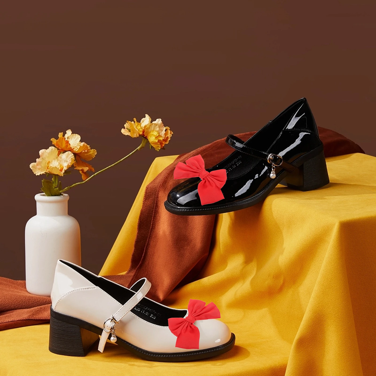 Wedding Bow Clip Red Bridal High Heel Clips Fabric Accessories Decorative Shoe Clips for Women Reusable Shoe Jewelry
Wedding Bow Clip Red Bridal High Heel Clips Fabric Accessories Decorative Shoe Clips for Women Reusable Shoe Jewelry