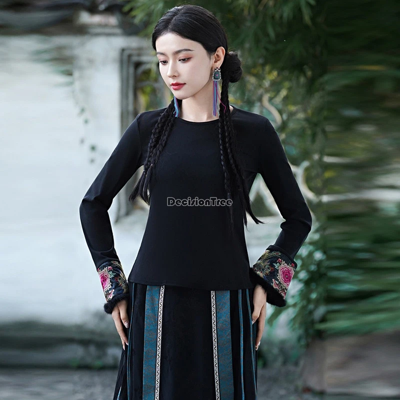 2025 new chinese national style retro embroidery round-neck knitted base shirt women long sleeve slimming daily tang suit blouse
2025 new chinese national style retro embroidery round-neck knitted base shirt women long sleeve slimming daily tang suit blouse