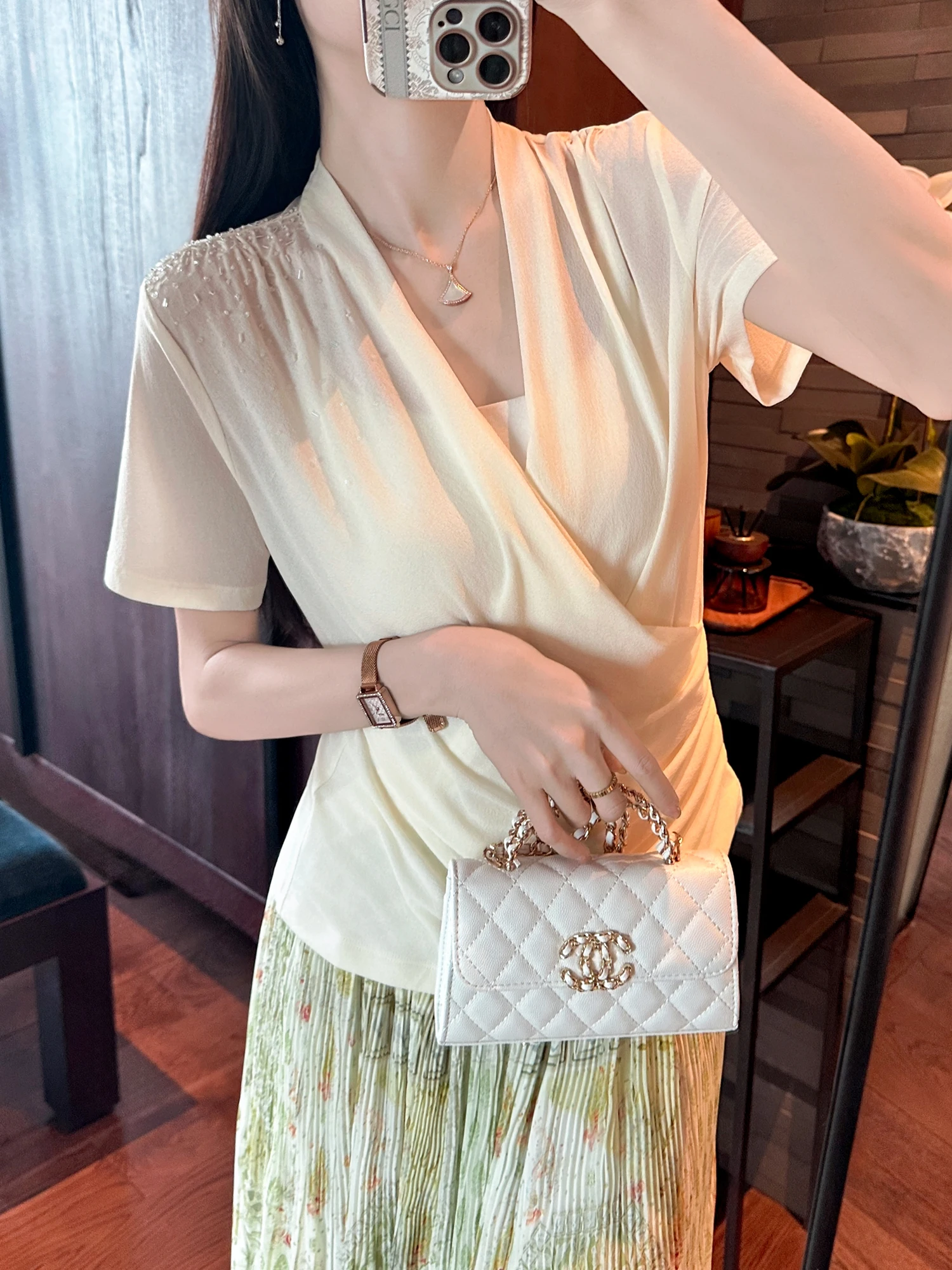 You See Commute Style V-Neck Acetate Top Cross Design Breathable Comfortable Short Sleeve Women's Business Casual Shirt
You See Commute Style V-Neck Acetate Top Cross Design Breathable Comfortable Short Sleeve Women's Business Casual Shirt