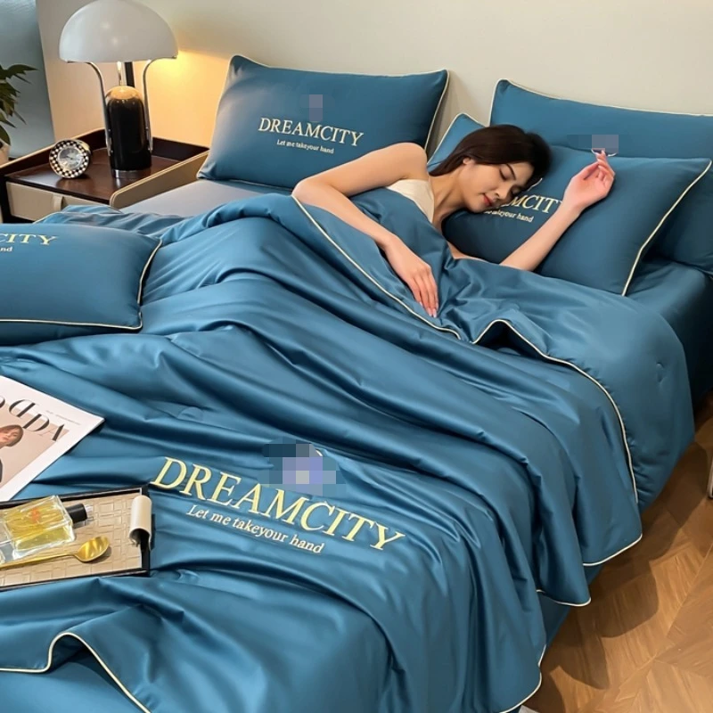 Solid color silk embroidery Xia Liang quilt cool feeling air conditioner quilt household single piece, no bed sheet pillowcase
Solid color silk embroidery Xia Liang quilt cool feeling air conditioner quilt household single piece, no bed sheet pillowcase