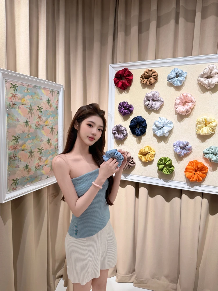 M900 Women's Single Shoulder Wrap Neck Knitted Sleeveless Top Spring Summer Slimming Inner And Outer Wear 2026 New Style
M900 Women's Single Shoulder Wrap Neck Knitted Sleeveless Top Spring Summer Slimming Inner And Outer Wear 2026 New Style