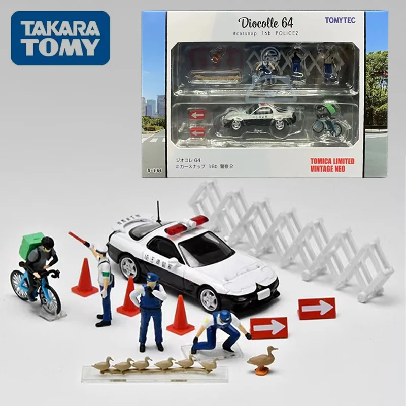 TAKARA TOMY TOMYTEC 1/64 TLV LV16b Car Snap 16b RX-7 Alloy Toy Motor Diecast Metal Model Gifts
TAKARA TOMY TOMYTEC 1/64 TLV LV16b Car Snap 16b RX-7 Alloy Toy Motor Diecast Metal Model Gifts