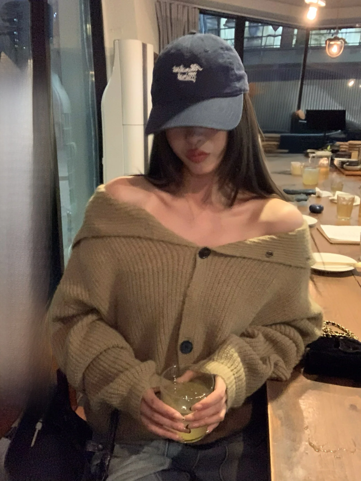 High Ne Woolen Open Cardigan Sweater Casual Versatile Autumn Winter Knitted Wear for Women Loose Fit Long Sve Button up
High Ne Woolen Open Cardigan Sweater Casual Versatile Autumn Winter Knitted Wear for Women Loose Fit Long Sve Button up