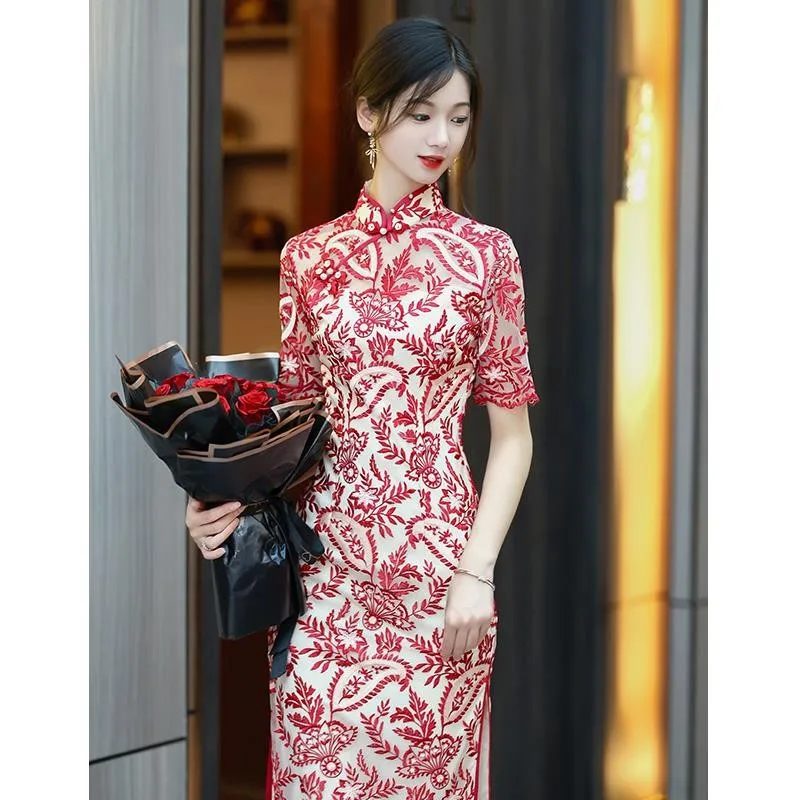 Cheongsam toasting dress bride's engagement casual return wedding thank-you banquet Chinese-style formal
Cheongsam toasting dress bride's engagement casual return wedding thank-you banquet Chinese-style formal