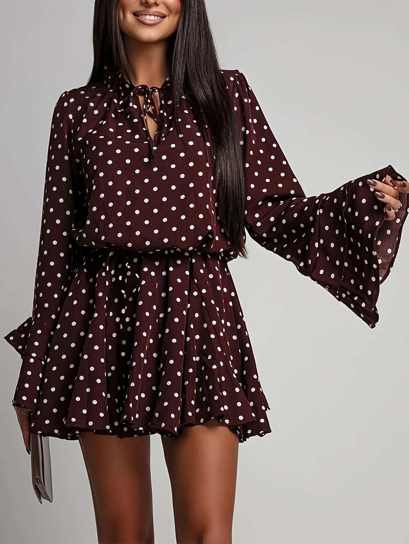 New fashionable sweet polka dot V-neck long sleeved women's dress
New fashionable sweet polka dot V-neck long sleeved women's dress