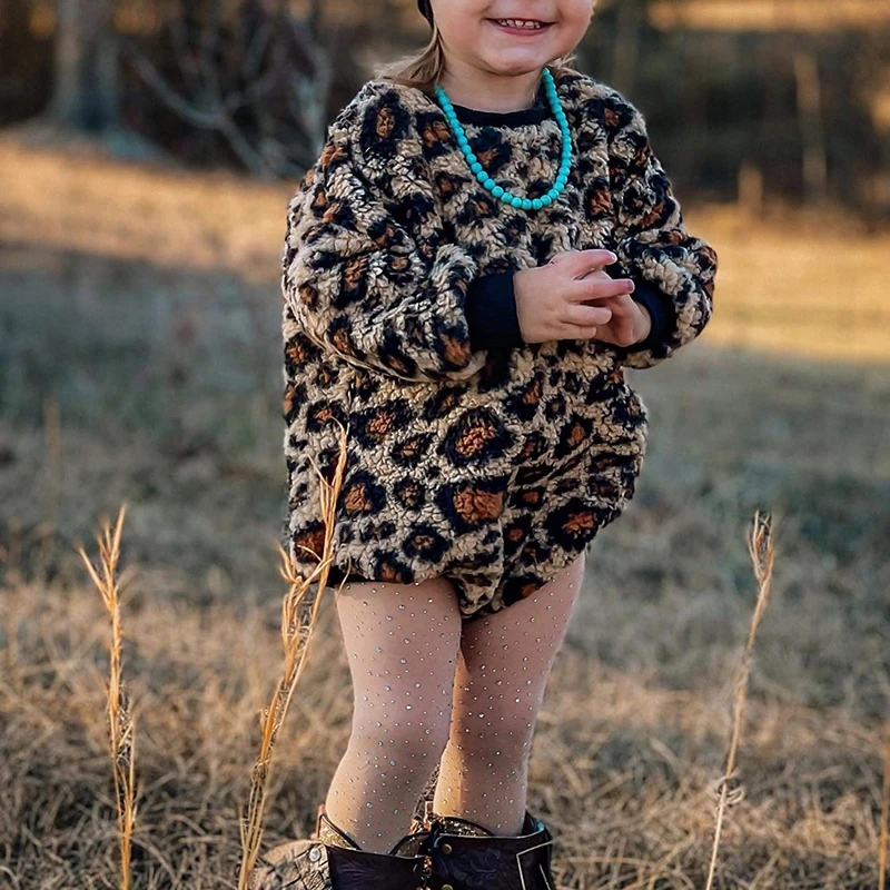 Baby Girls Fleece Sweatshirt Romper Leopard Print Crew Neck Long Sleeve Jumpsuit Fall Winter Clothes Toddler Bodysuit 0-24M
Baby Girls Fleece Sweatshirt Romper Leopard Print Crew Neck Long Sleeve Jumpsuit Fall Winter Clothes Toddler Bodysuit 0-24M