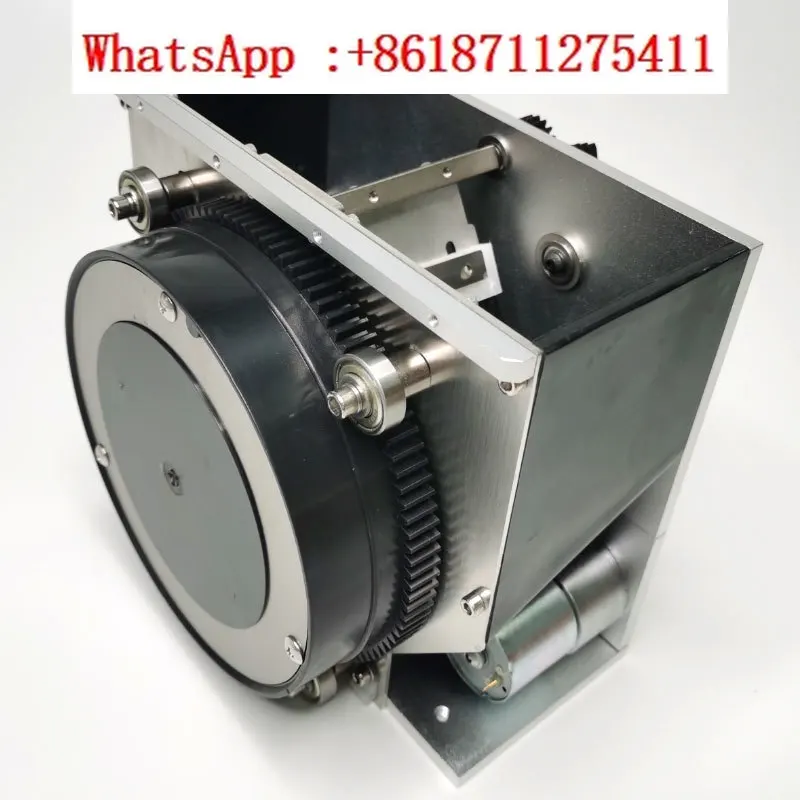 Fully automatic handheld screw machine hopper feeder screw machine hopper material box
Fully automatic handheld screw machine hopper feeder screw machine hopper material box