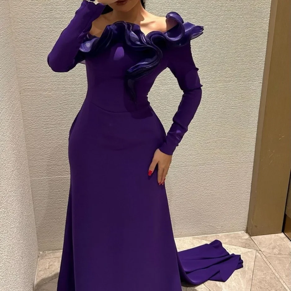 In 2025, New Styles for Autumn and Winter. A Sexy Women's High-end Ball and Evening Dress with A Trailing Hem and Lace Trim.
In 2025, New Styles for Autumn and Winter. A Sexy Women's High-end Ball and Evening Dress with A Trailing Hem and Lace Trim.