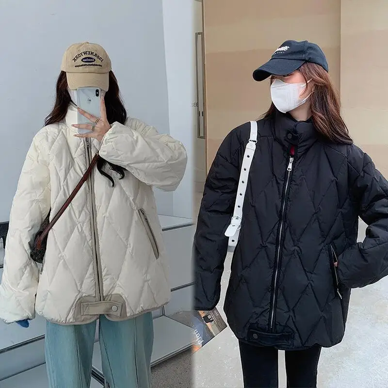 2026 женская новая зимняя корейская версия хлопковая куртка с воротником-стойкой и модная свободная универсальная стильная толстая хлопковая куртка
2026 женская новая зимняя корейская версия хлопковая куртка с воротником-стойкой и модная свободная универсальная стильная толстая хлопковая куртка