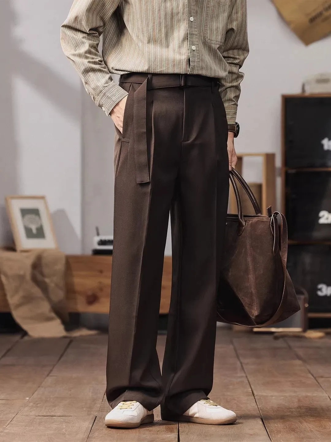 Loose Straight Leg Men's Casual Pants Vintage Briti Sle Faionable Drapey Trousers Spring Autumn New Lazy Chic Loose Lon...
Loose Straight Leg Men's Casual Pants Vintage Briti Sle Faionable Drapey Trousers Spring Autumn New Lazy Chic Loose Lon...