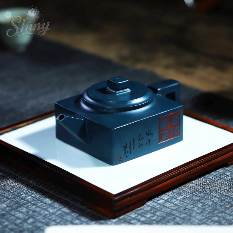 Yixing Purple Clay Teapot Handcrafted Tea Brewing Pot Pure and Refined Sky-Blue Clay Masterpiece Tea Set
Yixing Purple Clay Teapot Handcrafted Tea Brewing Pot Pure and Refined Sky-Blue Clay Masterpiece Tea Set
