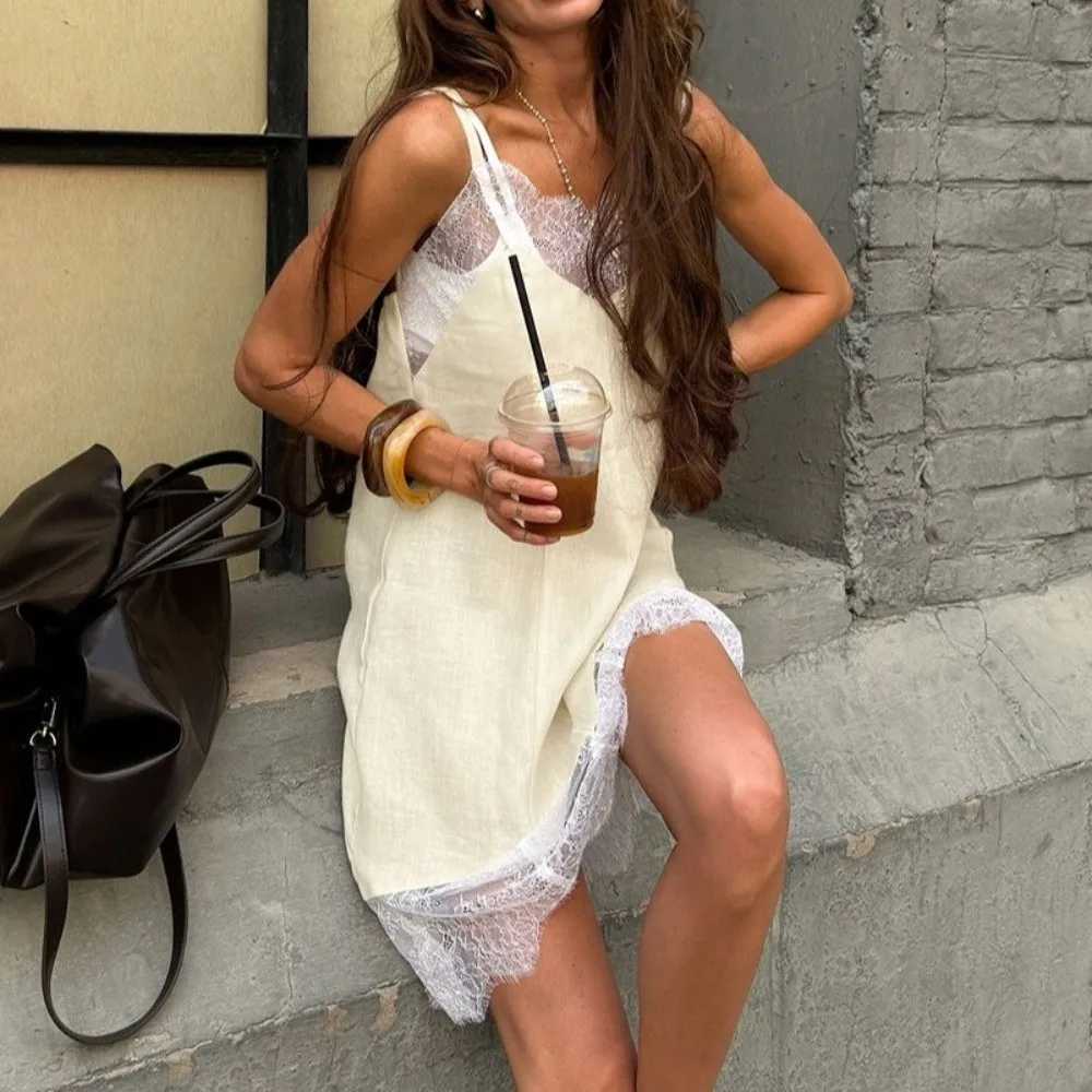 Elegant Sling Dress Lace Patchwork Dress Sleeveless Slim Fit Short Dress Straight Off-shoulder Sling Dress Evening Party Outfit
Elegant Sling Dress Lace Patchwork Dress Sleeveless Slim Fit Short Dress Straight Off-shoulder Sling Dress Evening Party Outfit