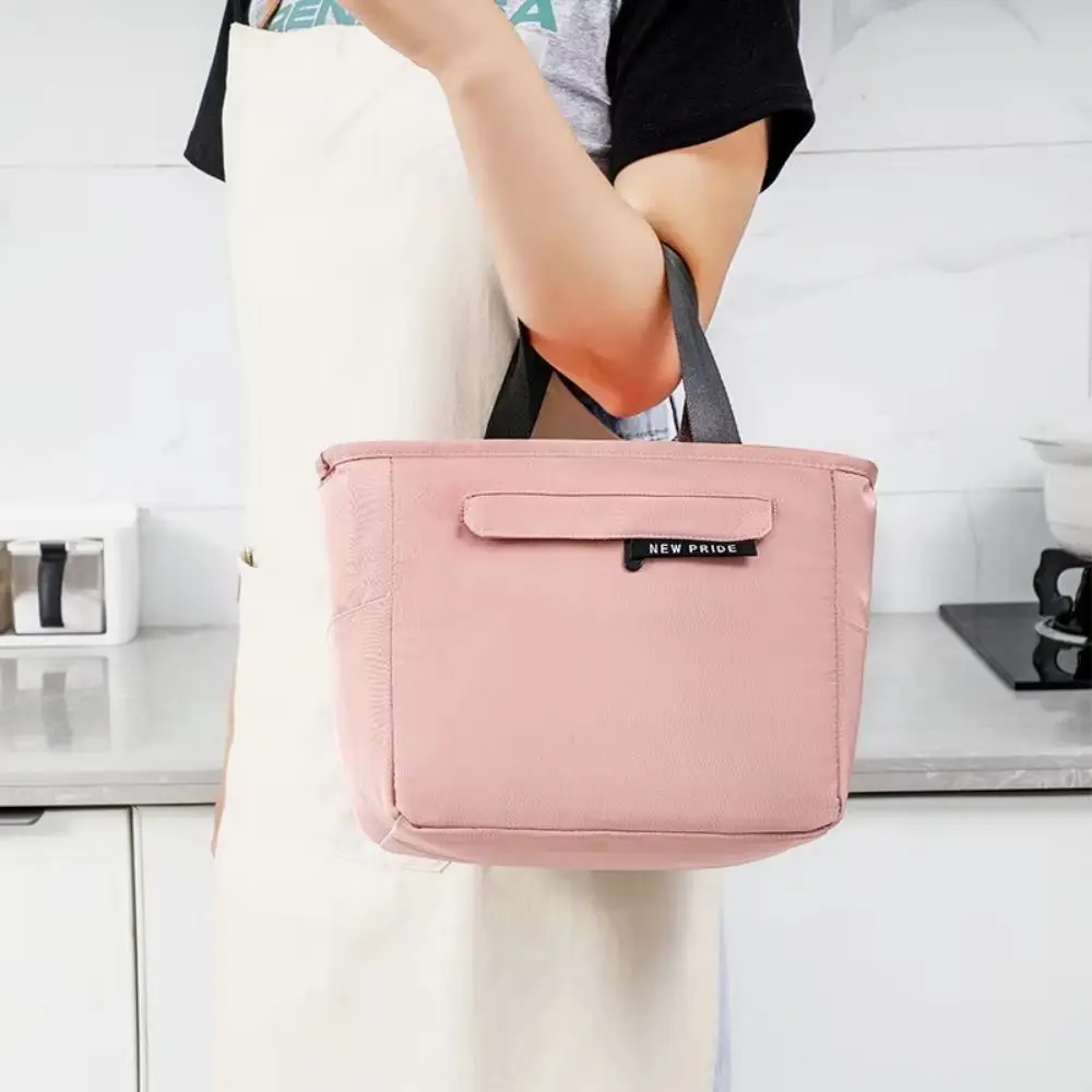 Large Capacity Insulated Bag Oxford Cloth Thickened Picnic Bag Insulated Fashionable Lunch Bag Fresh-keeping
Large Capacity Insulated Bag Oxford Cloth Thickened Picnic Bag Insulated Fashionable Lunch Bag Fresh-keeping