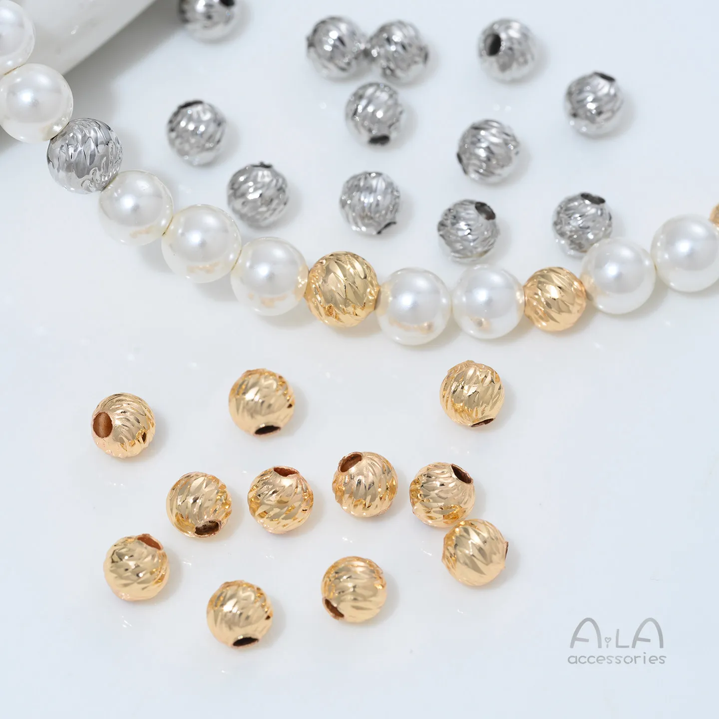 10pcs 14K Gold Plated Faceted Pattern Through Hole Spacer Beads DIY Crystal Pearl Bracelet Necklace Jewelry Accessories
10pcs 14K Gold Plated Faceted Pattern Through Hole Spacer Beads DIY Crystal Pearl Bracelet Necklace Jewelry Accessories