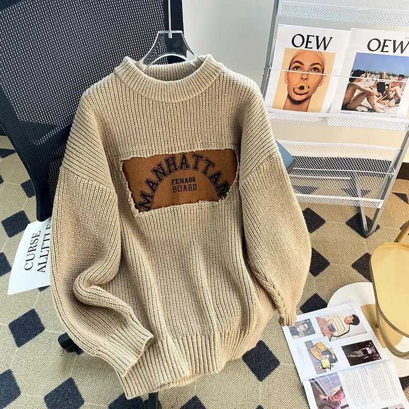Spliced Sweater for Women in Autumn and Winter Thick Loose Korean Style Fashionable Round Neck Comfortable Knitted Top
Spliced Sweater for Women in Autumn and Winter Thick Loose Korean Style Fashionable Round Neck Comfortable Knitted Top