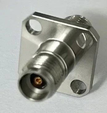 2.92-KFK, millimeter wave adapter, 40G, stainless steel, 2.92mm four hole flange
2.92-KFK, millimeter wave adapter, 40G, stainless steel, 2.92mm four hole flange