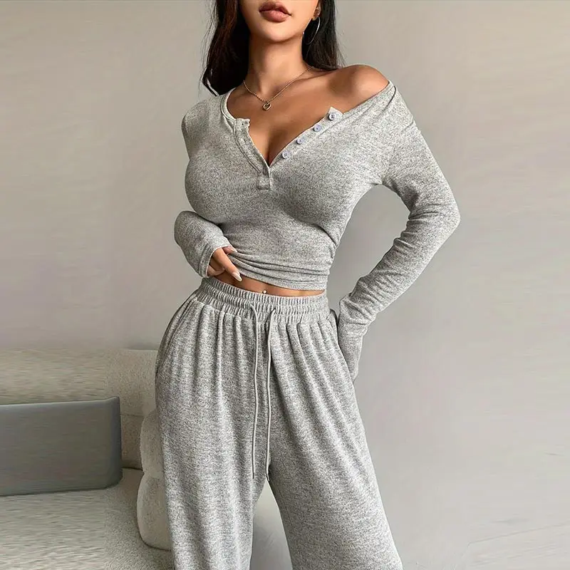 Spring Autumn Solid Slim Pajamas Homewear Set Long-sleeve Tops And Long Pants Sexy V-neck Button Two-piece Pj Sets Sleepwear Y2k
Spring Autumn Solid Slim Pajamas Homewear Set Long-sleeve Tops And Long Pants Sexy V-neck Button Two-piece Pj Sets Sleepwear Y2k