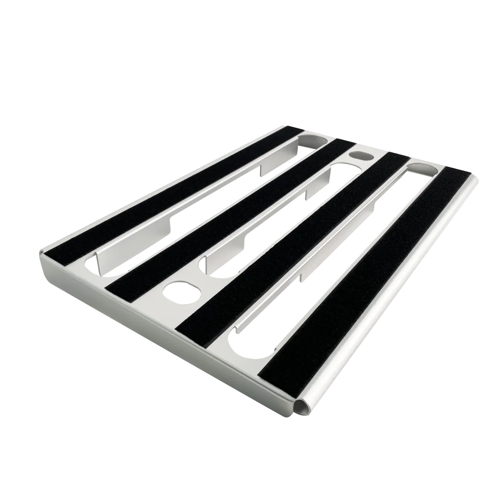 50x33cm Aluminum Guitar Pedal Board Portable Effects Pedalboard for Guitar Bass Effects
50x33cm Aluminum Guitar Pedal Board Portable Effects Pedalboard for Guitar Bass Effects