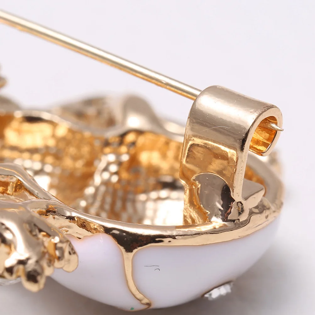 1Set Christmas Brooch Durable Alloy Brooches for Game Prizes Snowman Bell Exquisite Christmas Costume Accessory
1Set Christmas Brooch Durable Alloy Brooches for Game Prizes Snowman Bell Exquisite Christmas Costume Accessory