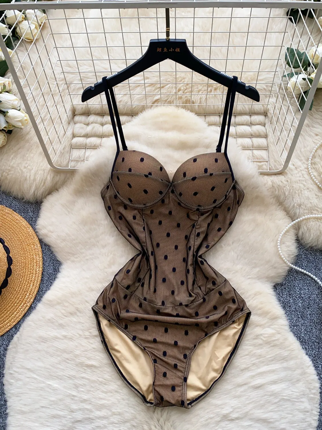 Women's Khaki Y2k Gyaru Jumpsuit Vintage Fashion Sexy Tank Top Romper Sleeveless Polka Dot Cami Bodysuit for Women Summer 2026
Women's Khaki Y2k Gyaru Jumpsuit Vintage Fashion Sexy Tank Top Romper Sleeveless Polka Dot Cami Bodysuit for Women Summer 2026