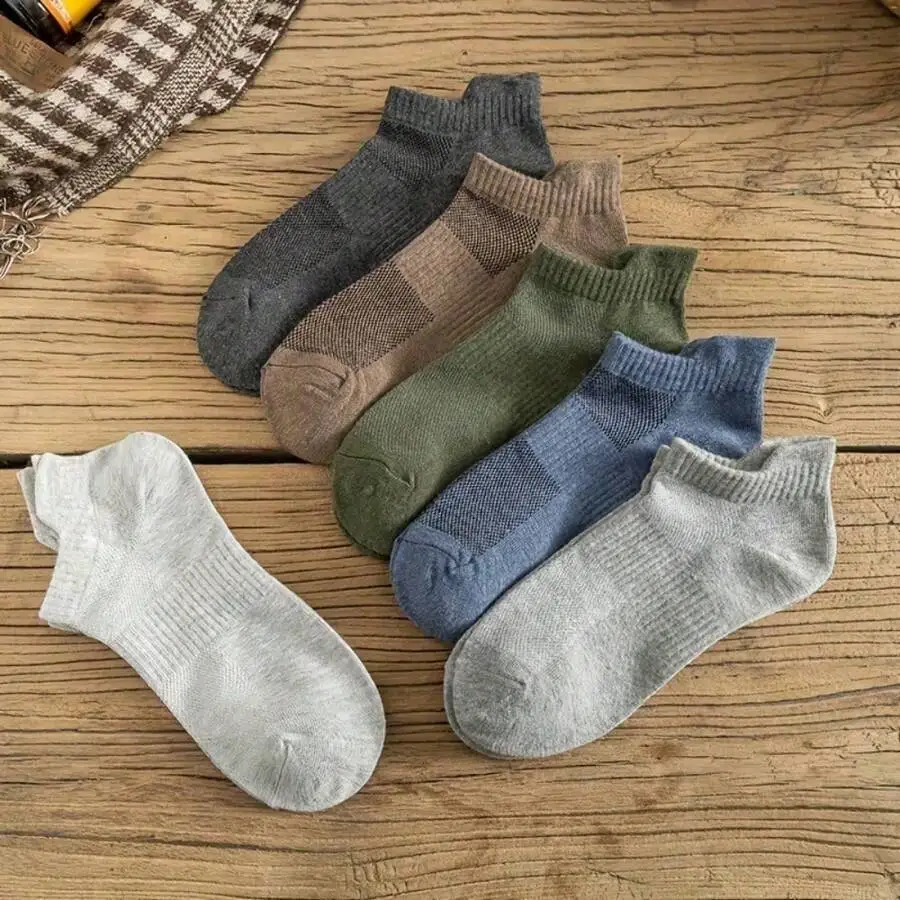 5 Pairs Mens Low-Cut Solid Color Socks Soft Breathable Casual Sports Socks For Daily Wear
5 Pairs Mens Low-Cut Solid Color Socks Soft Breathable Casual Sports Socks For Daily Wear