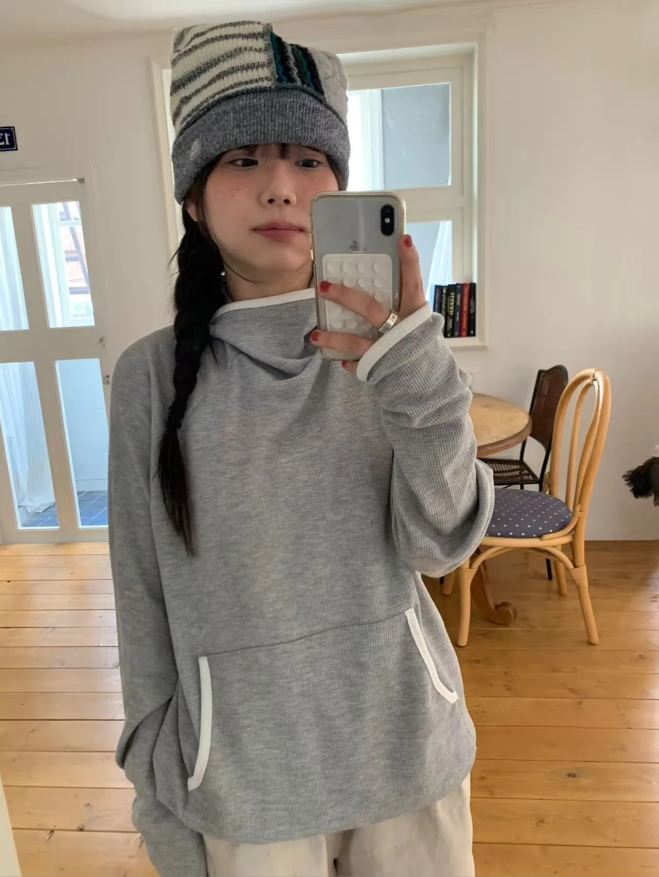 Флисовая толстовка со шляпой, женская рождественская зимняя плюшевая толстовка большого размера, уникальный стиль в стиле панк, с рукавами реглан, стиль с меховой подкладкой
Флисовая толстовка со шляпой, женская рождественская зимняя плюшевая толстовка большого размера, уникальный стиль в стиле панк, с рукавами реглан, стиль с меховой подкладкой