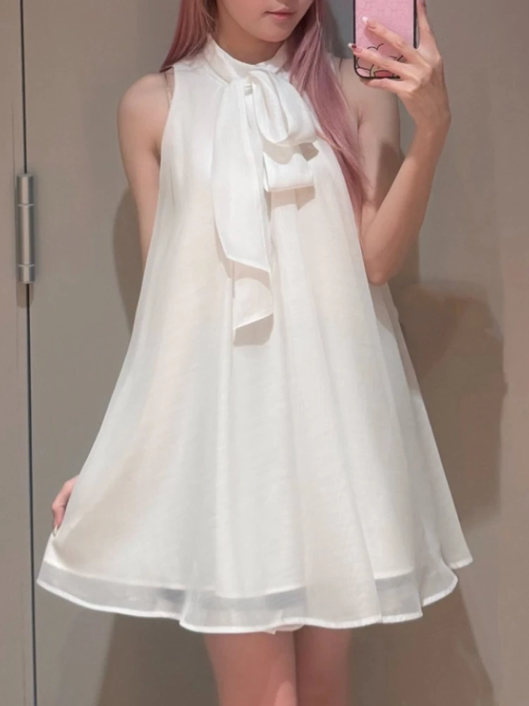 Elegant Pure Color Stand Collar Knot Sash Sleeveless Shirt Spring Summer New Arrival Women's Top Sweet Style Loose Fit
Elegant Pure Color Stand Collar Knot Sash Sleeveless Shirt Spring Summer New Arrival Women's Top Sweet Style Loose Fit