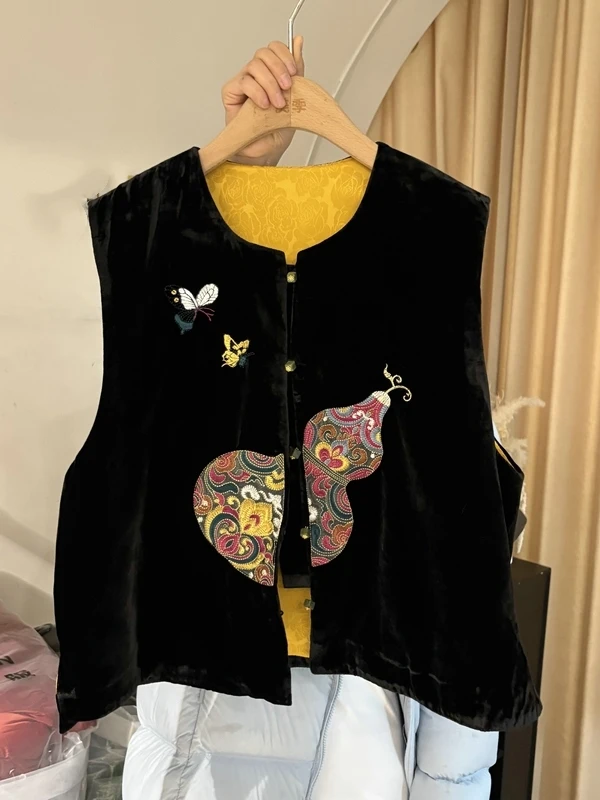 Velvet Embroidered Women's Jacket Chinese Style Slimming Fashionable Summer New Arrival Gourd Pattern Contrast Color
Velvet Embroidered Women's Jacket Chinese Style Slimming Fashionable Summer New Arrival Gourd Pattern Contrast Color