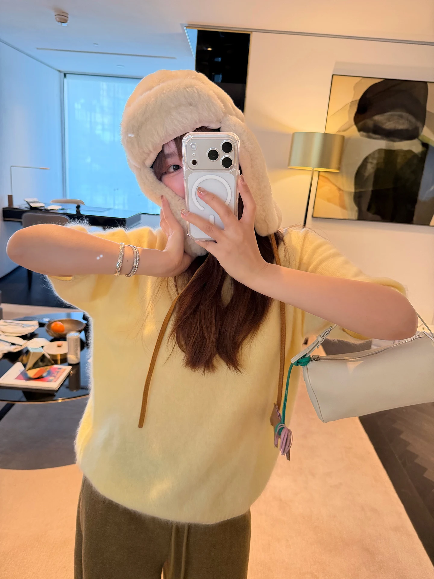 Весна 2026: Женский вязаный жилет из шерсти кашемира, двойная версия, роскошный, мягкий и удобный, для повседневной носки
Весна 2026: Женский вязаный жилет из шерсти кашемира, двойная версия, роскошный, мягкий и удобный, для повседневной носки