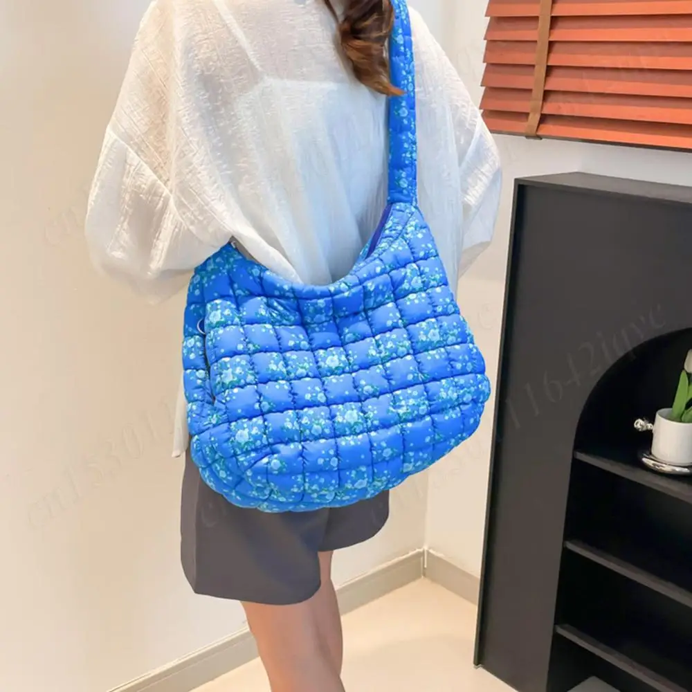 Women Quilted Bubble Tote Bag Large Lightweight Hobo Handbags Puffy Purse Travel Carryall Shoulder Bag Work Casual Crossbody Bag
Women Quilted Bubble Tote Bag Large Lightweight Hobo Handbags Puffy Purse Travel Carryall Shoulder Bag Work Casual Crossbody Bag