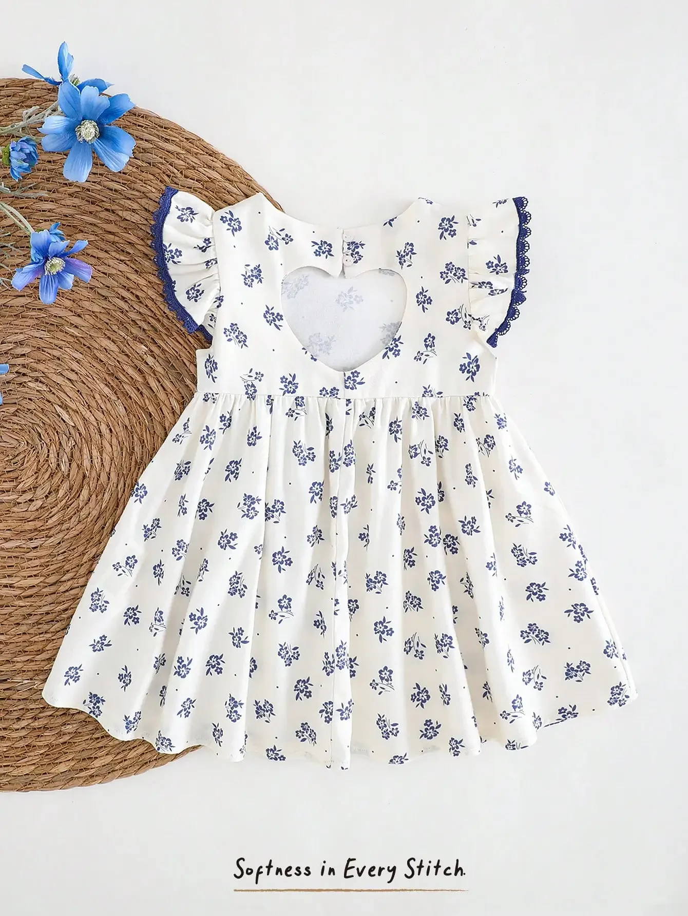Cozy Pixies Baby Girl Ditsy Floral Round Neck Cap Sleeve Waist Cinched Dress
Cozy Pixies Baby Girl Ditsy Floral Round Neck Cap Sleeve Waist Cinched Dress