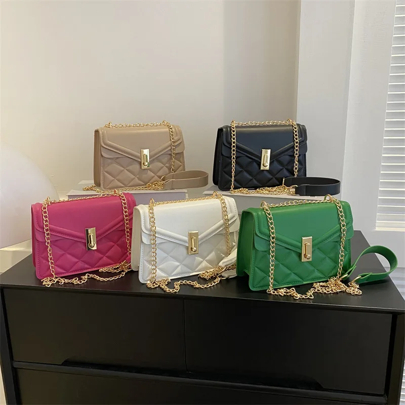 2023 new design square girls summer PU shopping dating handbag solid fashion crossbody small shoulder bag
2023 new design square girls summer PU shopping dating handbag solid fashion crossbody small shoulder bag